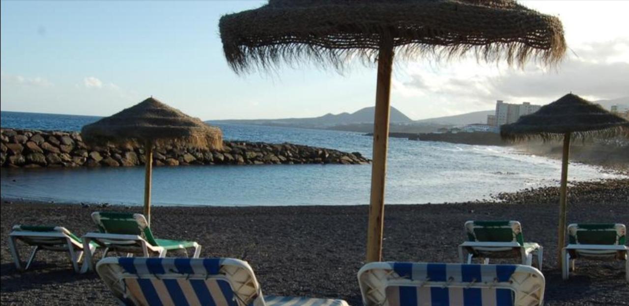 The Poppies Guest House - 100M Ocean - Private Spaces كانديلاريا المظهر الخارجي الصورة